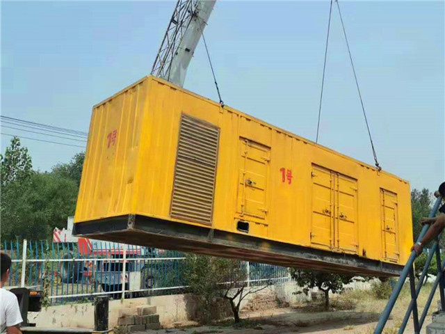 兴县300KW柴油发电机组油耗是多少?